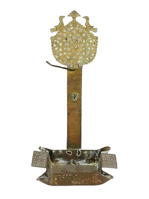 ANTIQUE 19TH C MOROCCAN HANGING BRASS LAMP FOR SHABBAT. An antique 19th century Moroccan hanging