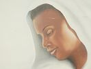 MODERN PRINT ON CANVAS SIGNED R. WOODRUM AFRICAN WOMAN. A modern print on canvas depicting a Изображение - 2