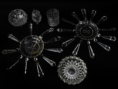 A SMALL COLLECTION OF SIX CRYSTAL CUT GLASS WARE. A small collection of six pieces of clear 