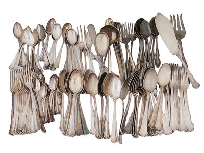 COLLECTION OF MARTIN ROSTFREI SILVER PLATE CUTLERY. A large lot of vintage silver-plated steel 