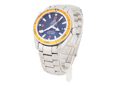 OMEGA SEAMASTER PLANET OCEAN CHRONOMETER WRIST WATCH. A vintage Omega Seamaster Professional 