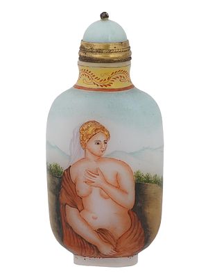 CHINESE ENAMELED GLASS SNUFF BOTTLE WITH NUDE FIGURES. An antique Chinese Qing or early Republic 