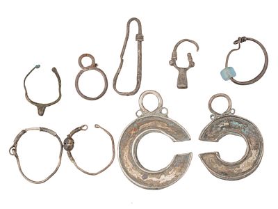 ANCIENT GRECO ROMAN SILVER EARRINGS 300 BC TO 100 AD. A collection of assorted ancient Greco 