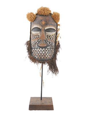 CENTRAL AFRICAN CONGO KUBA PEOPLE CEREMONIAL MASK. A Central African Kuba mask from Congo 