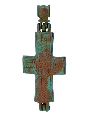 ANCIENT BYZANTINE EMPIRE BRONZE RELIQUARY PENDANT. An Ancient Byzantine green-patinated bronze 