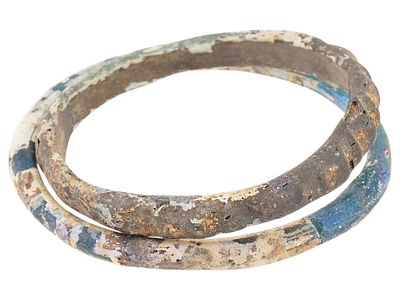 PAIR OF ANCIENT ROMAN EMPIRE GLASS BRACELETS. A pair of Ancient Roman glass bangle bracelets. 
