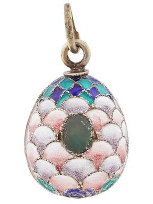 RUSSIAN GILT SILVER CLOISONNE ENAMEL EGG PENDANT. A Russian enameled gilt silver egg-shaped 
