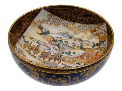 ANTIQUE JAPANESE SATSUMA PORCELAIN COBALT BLUE BOWL. An antique Japanese Satsuma porcelain 