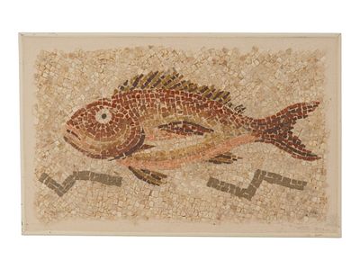ANCIENT ROMAN MOSAIC OF FISH 100 TO 300 AD. An ancient Roman mosaic featuring an image of a 