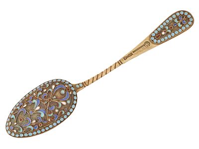 RUSSIAN 84 GILT SILVER CLOISONNE ENAMEL TEA SPOON. A Russian 84 gilt silver and enamel tea 