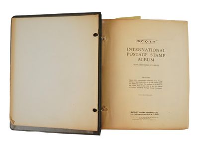 1975 SCOTT INTERNATIONAL POSTAGE STAMP ALBUM. International Postage Stamp Album. Scott 