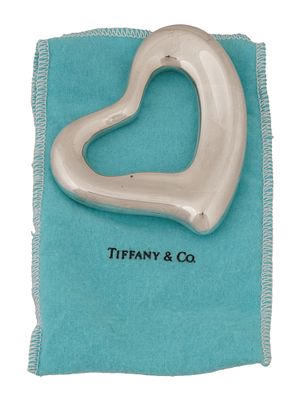 ELSA PERETTI TIFFANY CO ST SILVER HEART BELT BUCKLE. A vintage elegant Tiffany and Co. 925 