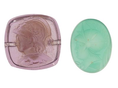 PAIR OF HAND CARVED STONE WARRIOR PORTRAIT CAMEOS. A pair of ancient Roman manner hand carved 