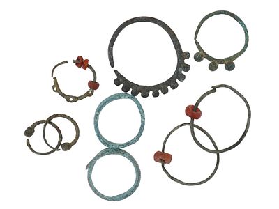 GROUP OF ANCIENT EGYPTIAN BRONZE CARNELIAN EARRINGS. A group of Ancient Egyptian bronze 