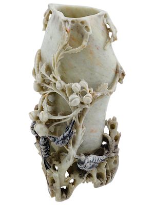 VINTAGE CHINESE CARVED SOAPSTONE VASE BIRDS ON BRANCHES. A vintage Chinese carved soapstone vase 