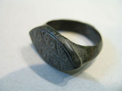 BRONZE RING WITH ENGRAVING. Superb Authentic Ancient Antiquities Bronze Ring Astrological Ring 