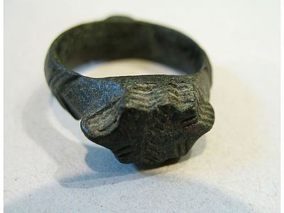BRONZE RING WITH ENGRAVING. Superb Authentic Ancient Antiquities Bronze Ring Astrological Ring 