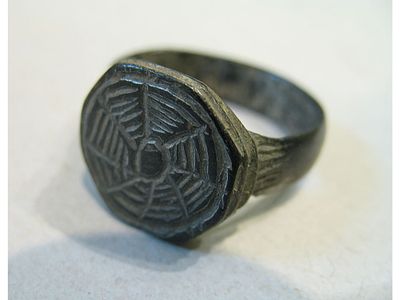 BRONZE RING WITH ENGRAVING. Superb Authentic Ancient Antiquities Bronze Ring Astrological Ring 