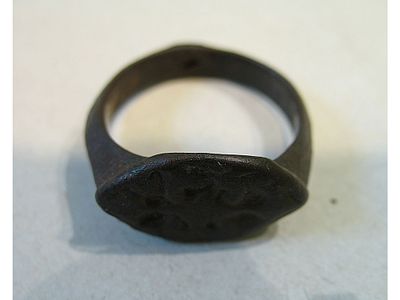 BRONZE RING WITH ENGRAVING. Superb Authentic Ancient Antiquities Bronze Ring Astrological Ring 