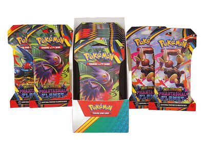 LOT OF 18 SEALED PHANTASMAL FLAMES HANGER PACKS. A bulk lot of 18 sealed "Phantasmal Flames" 