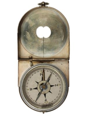 A VINTAGE ARMY COMPASS. POLAND, 1930s. W.JEZNACKI - Polish company (Warsaw), built in the 1930s 