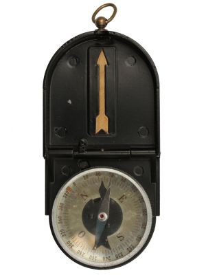 A FRENCH ARMY AND GENDARMERIE COMPASS. The Mod&Atilde;&uml;le 1922 compass as described in an instruction 