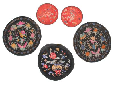 AN ANTIQUE SET OF CHINESE EMBROIDERY. A set of five round antique Chinese embroidery tableware. 