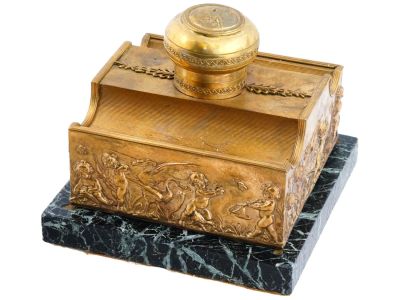 ANTIQUE FRENCH GILT BRONZE INKWELL BY FRANCOIS LINKE. An antique late 19th to early 20th-century 