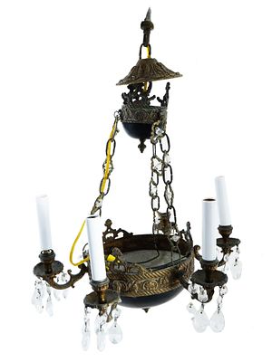 ANTIQUE EARLY 20TH C BRONZE AND GLASS CHANDELIER. An early 20th-century bronze chandelier with 