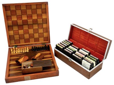 LOT OF RECORD STEREO TRACKS CHESS BACKGAMMON GAMES. A lot of various desk wares. The lot 