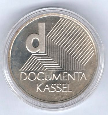 10 евро. Германия. 2002 
Выставка современного искусства в Касселе. ПРУФ. Серебро 925, вес 