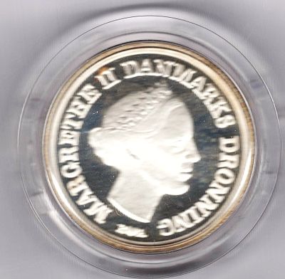 10 крон Дания. 1986 
18 лет со дня рождения кронпринца Фридерика. В фирменной коробке. Серебро 