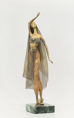 Кухтевич Н.М.(1953 г.р.) - Скульптура &laquo;Баядерка Никия&raquo;. Россия, 2021 г. Бронза, бронзовая сетка 