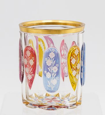 Стакан с медальонами и цветными нацветами. Западная Европа (?), 1840-е гг. 
Стекло бесцветное; 