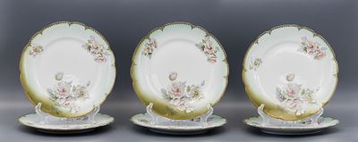 Тарелки для второго с изображением роз (6 шт.). Россия, Т-во Кузнецова в Москве, 1889-1917 гг. 