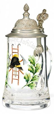 Пивная кружка с рисунком в виде дубовых венков. Германия1920-ггстекло, шлифовка, эмаль; металл 