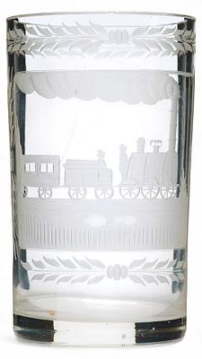 Стакан с изображением английского рельсового паровоза. Англиявторая четверть XIX векабесцветное 