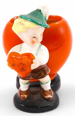 Миниатюра Путти Валентин фарфор, Гобель (Goebel), Германия 1934-50 гг. Н-6,5 см. Goebel 