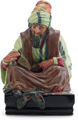 Скульптура &laquo;Сапожник&raquo;. Royal Doultonпосле 1973 гфарфор, литьё, роспись19,5 см х смФарфоровая 