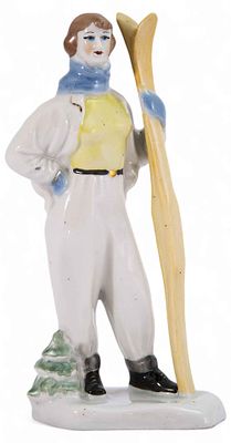 Скульптура Лыжница фарфор, Полонский ЗХК Полонное УССР 1950-60-е гг. Н-23,2 см. Полонский завод 
