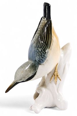 Скульптура &laquo;Обыкновенный серый поползень&raquo;. Фолъкштадт, Германияпосле 1945фарфор; лепка 