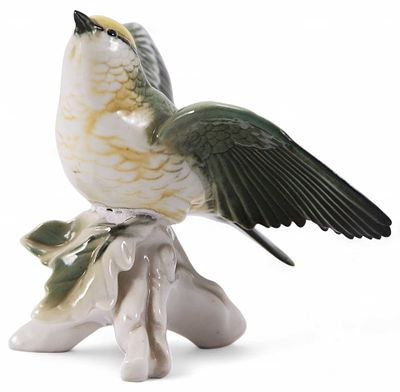 Скульптура Пеночка садовая фарфор, Карл Энц (Karl Ens) Германия после 1945 г. Н-9,4 см. Фолькшта 