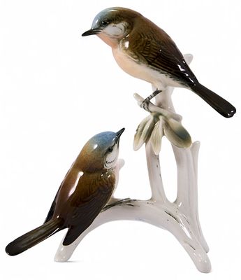 Скульптура Жуланы обыкновенные фарфор, Карл Энц (Karl Ens) Германия после 1945 г. Н-16 см. Фольк 