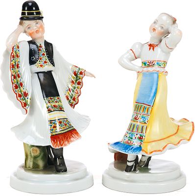 Статуэтки парные &laquo;Венгерский танец&raquo;. Фабрика Herend, Венгрия1960- 1941 ггфарфор, литьё 