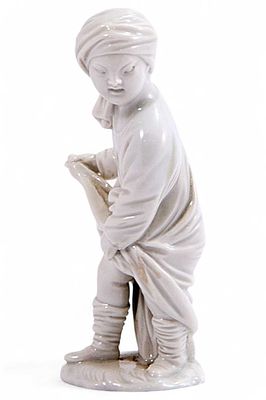 Скульптура &laquo;Китайский мальчик&raquo;. Зитцендорф (?)после 1918 гфарфор, литьё10 см х смНа донышке 