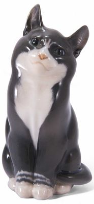 Скульптура Кот фарфор, Royal Copenhagen Копенгаген, Дания H-13,2 см. Копенгаген, Дания1969-1974 