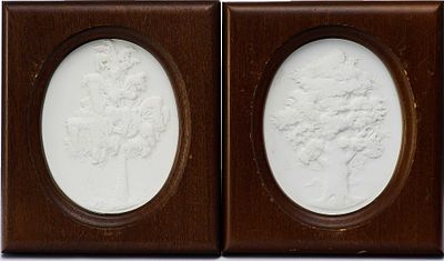 Скульптурный рельеф &laquo;Дуб&raquo; и &laquo;Береза&raquo;. Мейсен, Германия1981-1982 ггбисквит, литье; Рама: дерево 