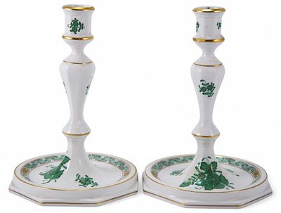 Парные подсвечники &laquo;Apponyi Vert&raquo;. Херенд, Венгрия1960-е -1986 ггфарфор; литье, роспись 