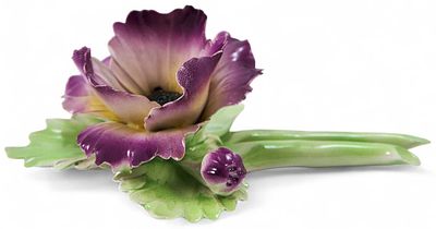 Скульптура "Распустившийся цветок". ИталияТретья четверть XX векафаянс; лепка роспись7 см х 18,6 