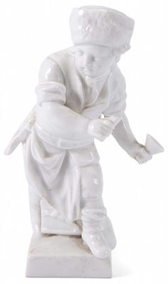 Скульптурная композиция &laquo;Месяц. ЕвропаНачало XX векафарфор, литьё, глазурь9,4 см х смНа дне 